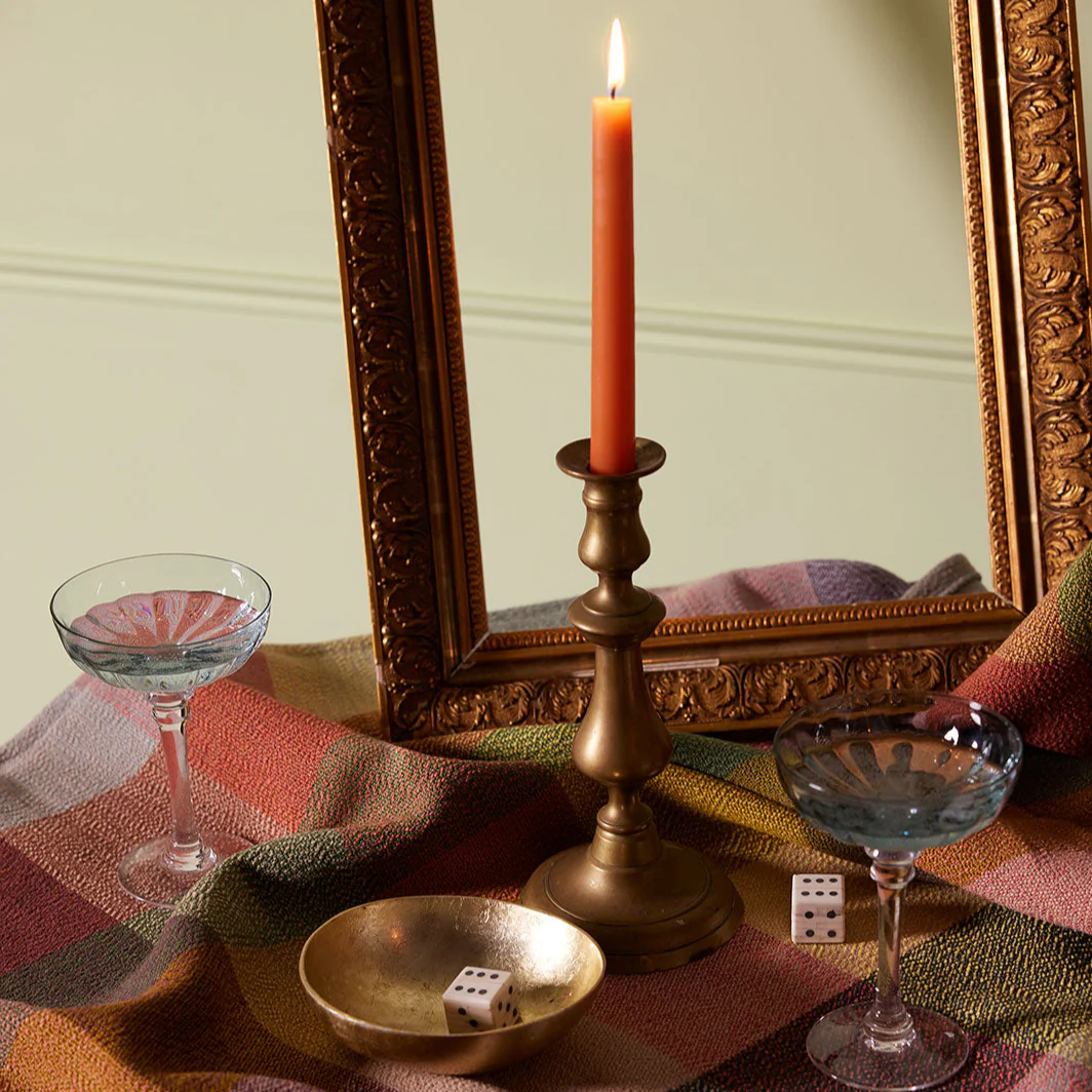924-grace-favoured-2.webp Grace & Favoured